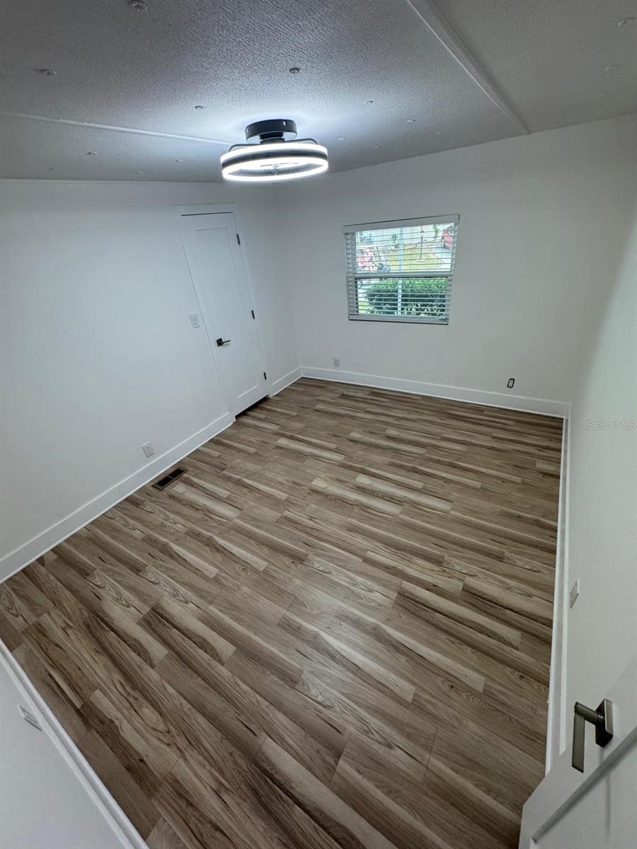 Image 32 of 53 For 135 Cedar Street