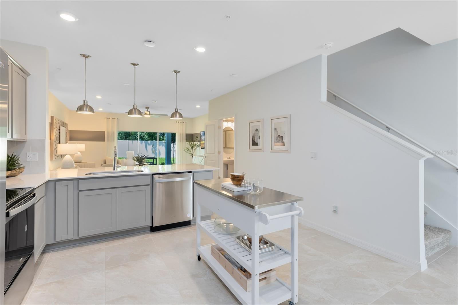 Image 5 of 23 For 3247 Canyon Bay Point