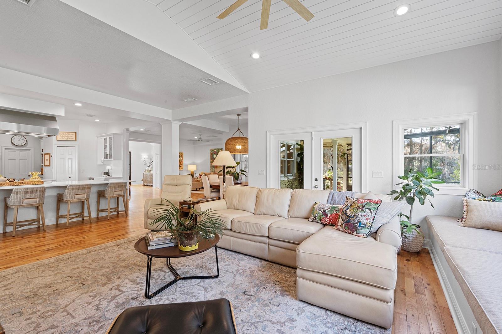 Image 10 of 83 For 520 Lake Mills Road