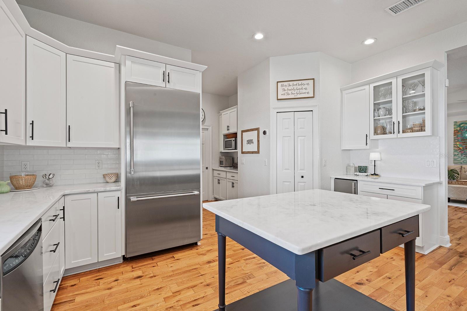 Image 18 of 83 For 520 Lake Mills Road