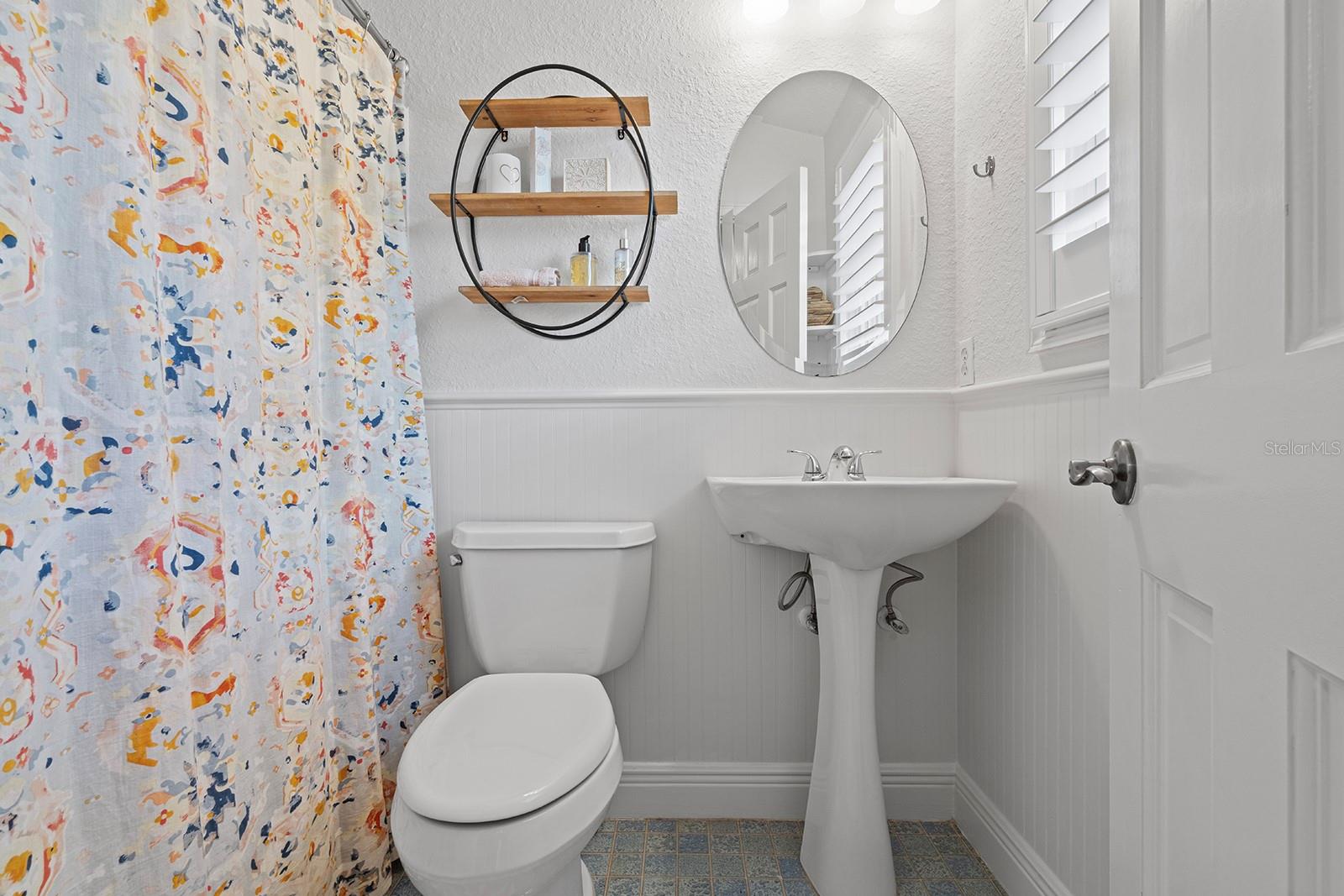 Image 38 of 83 For 520 Lake Mills Road