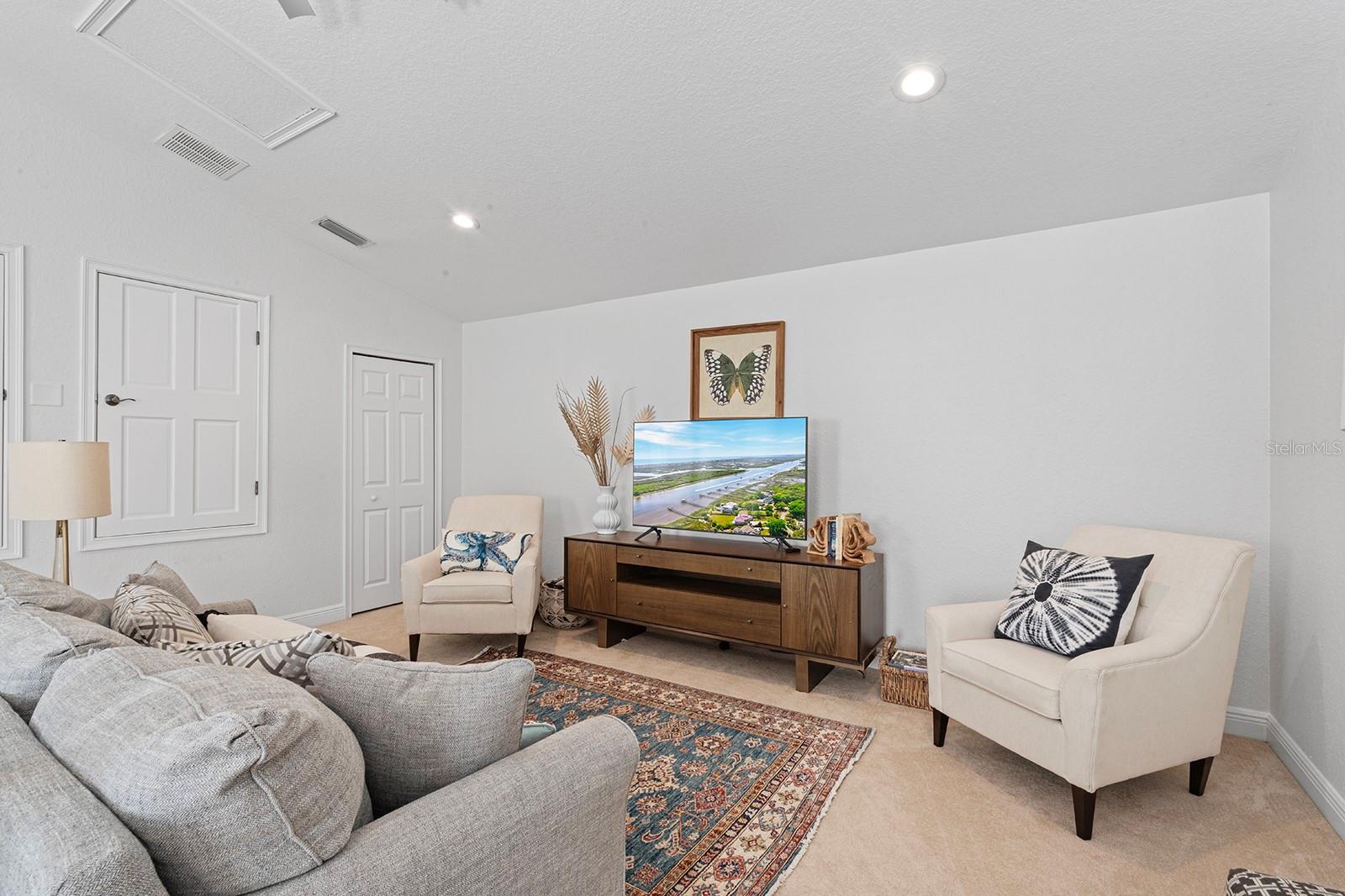 Image 41 of 83 For 520 Lake Mills Road