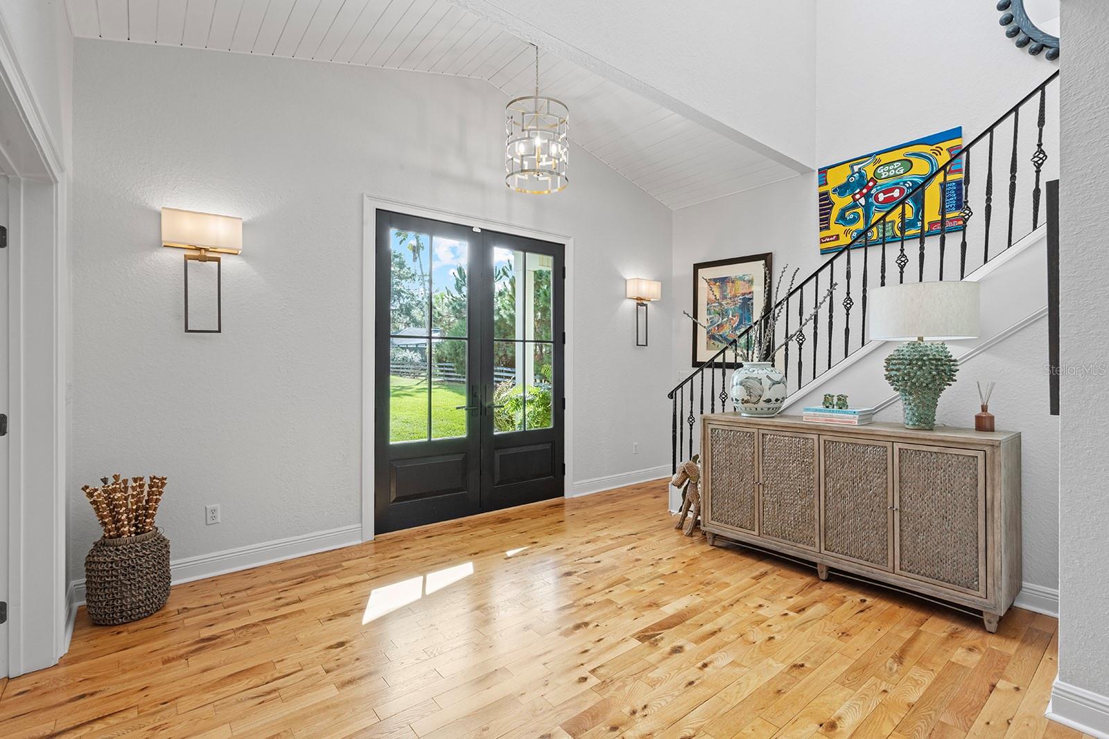 Image 8 of 83 For 520 Lake Mills Road