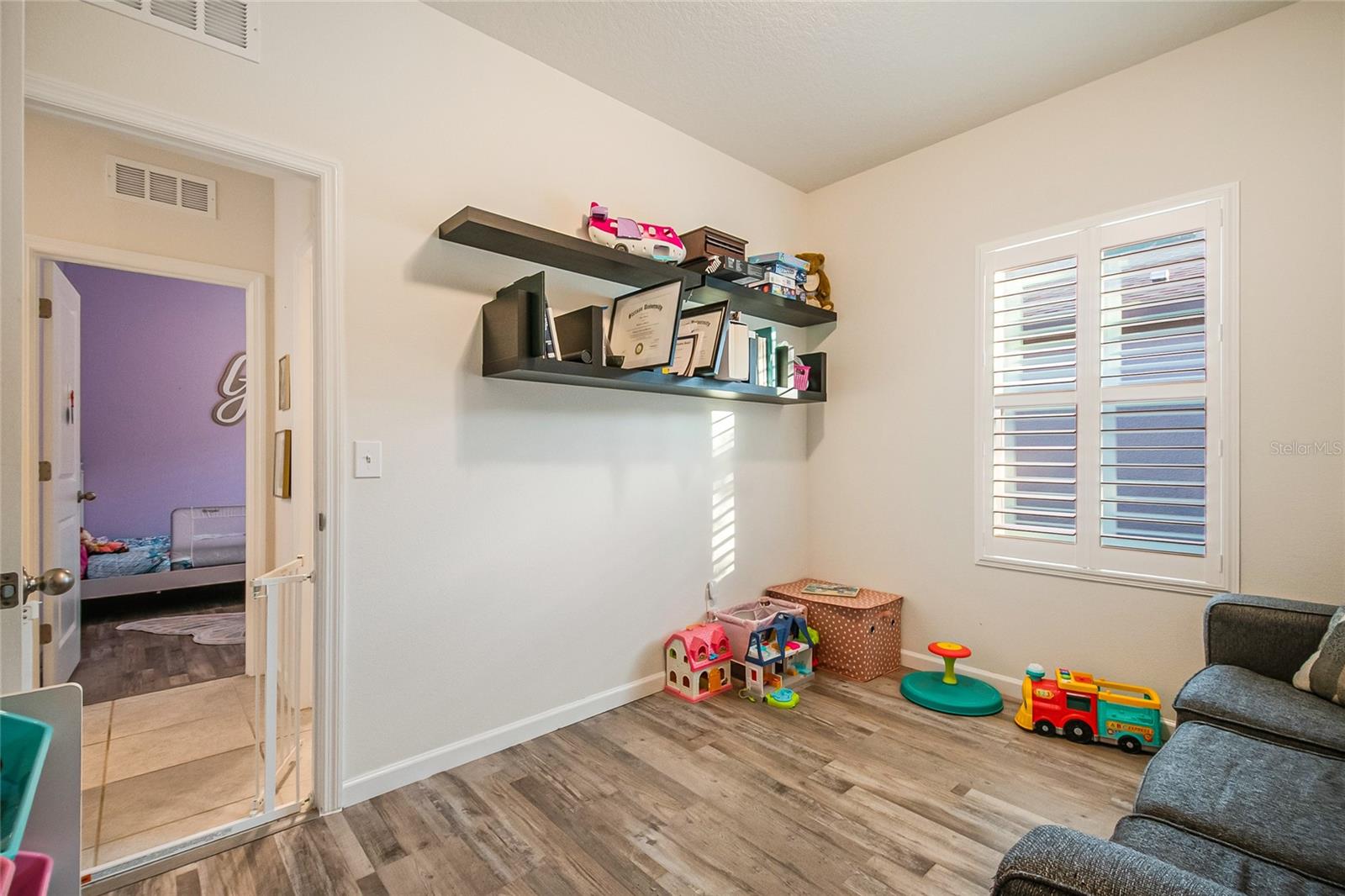 Image 17 of 54 For 2051 Cades Cove Way