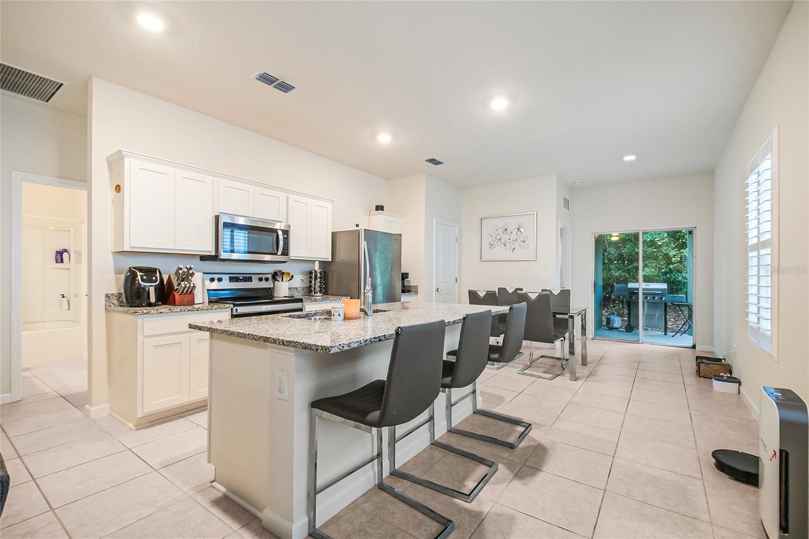 Image 22 of 54 For 2051 Cades Cove Way