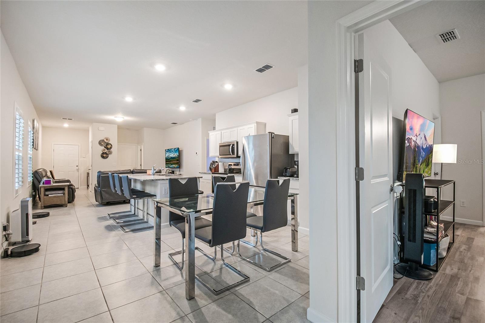 Image 30 of 54 For 2051 Cades Cove Way