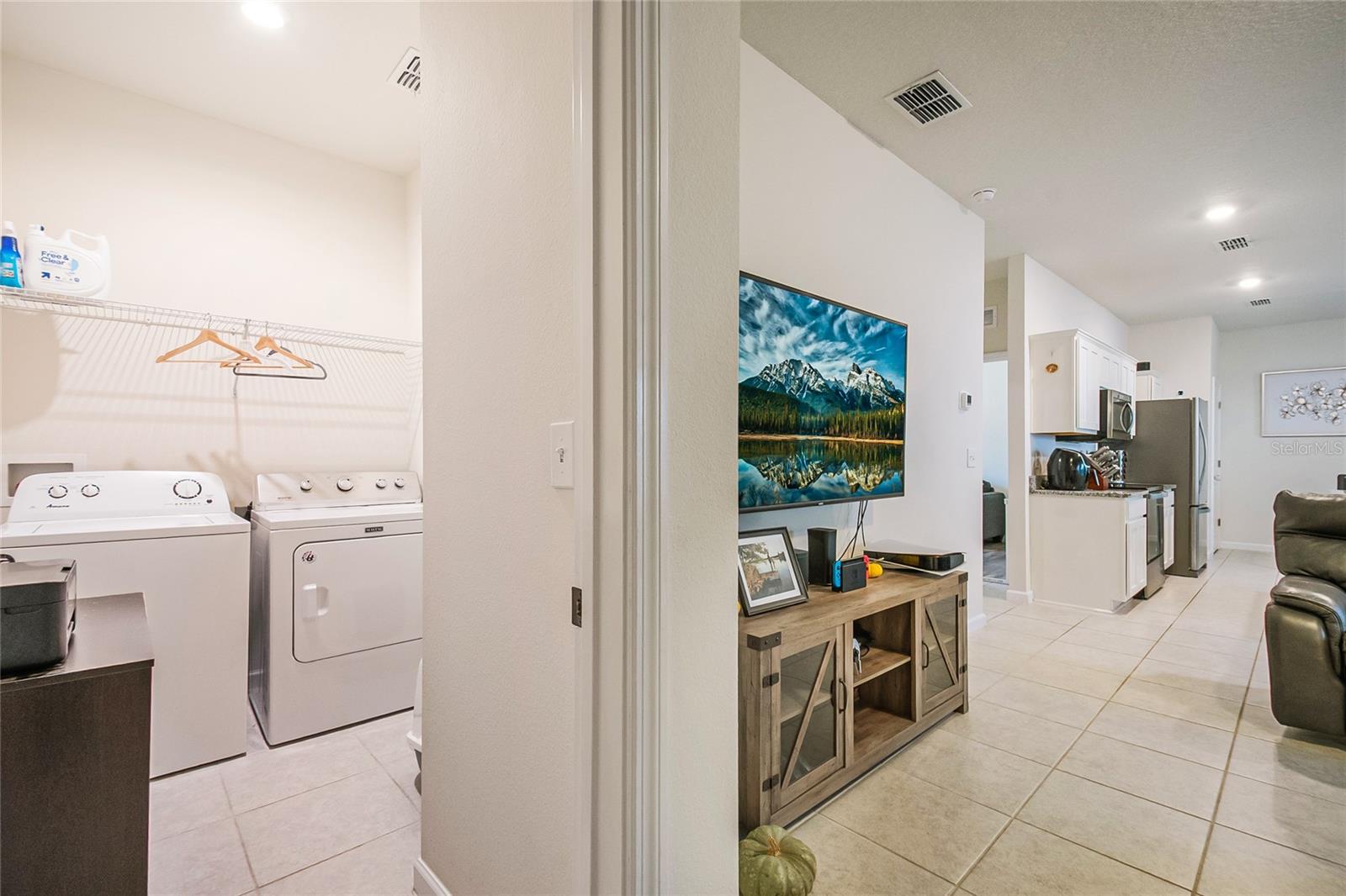 Image 8 of 54 For 2051 Cades Cove Way