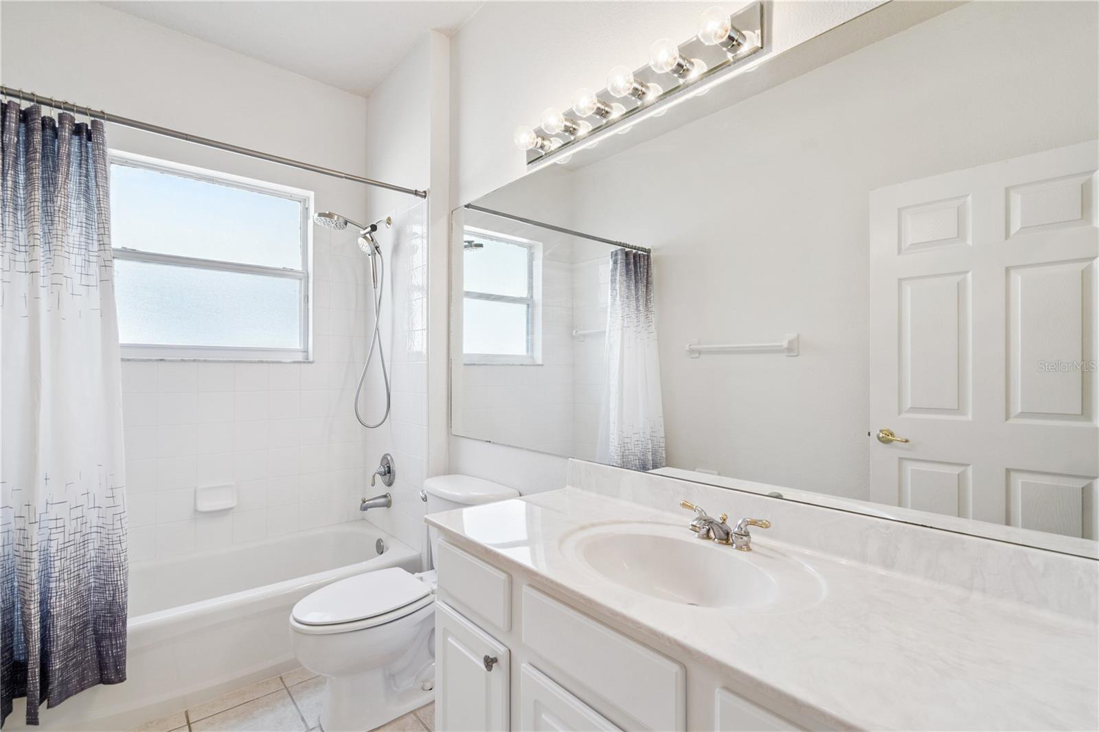 Image 24 of 57 For 3823 Beacon Ridge Way