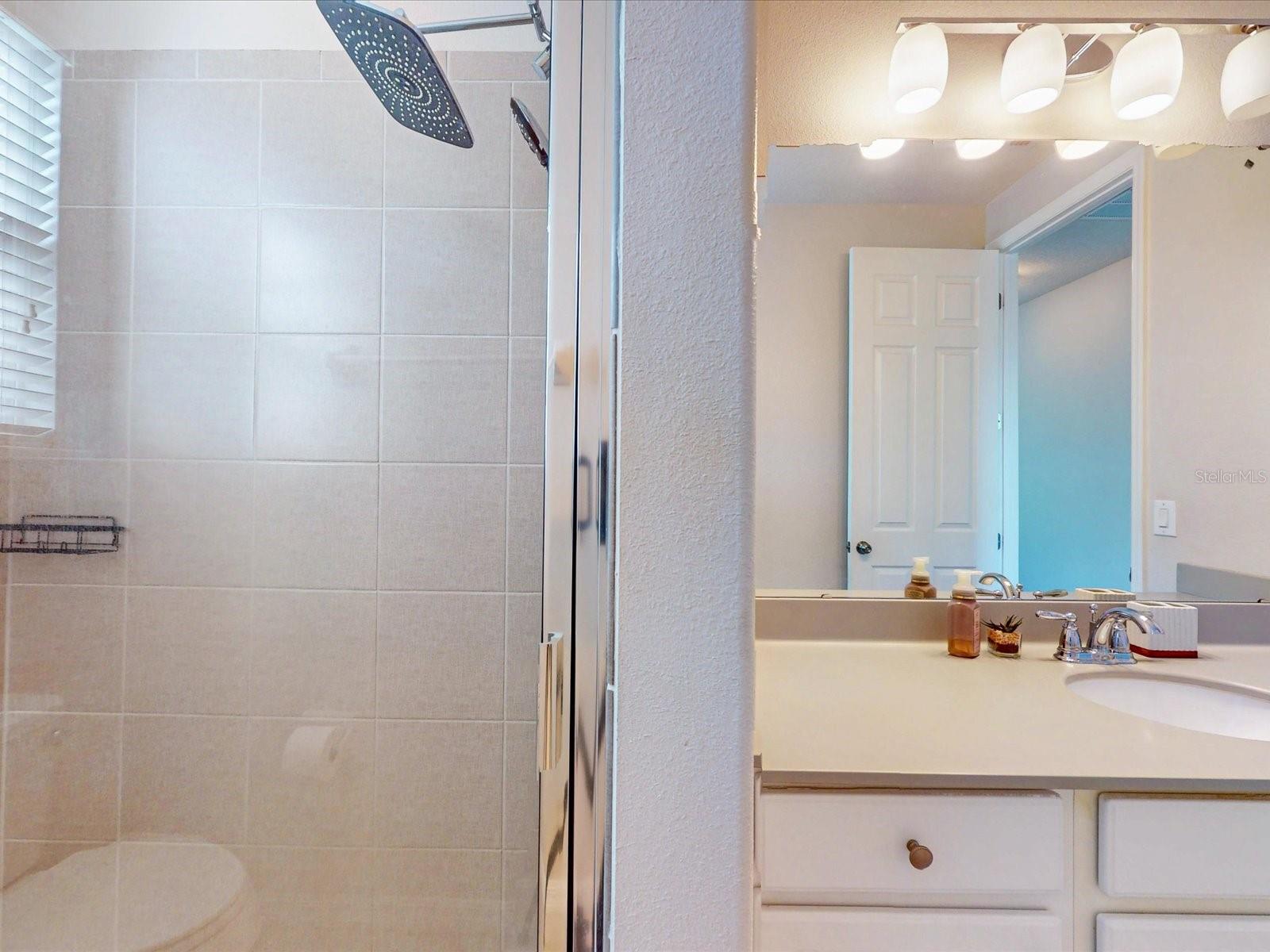 Image 23 of 41 For 2621 Palisade Boulevard