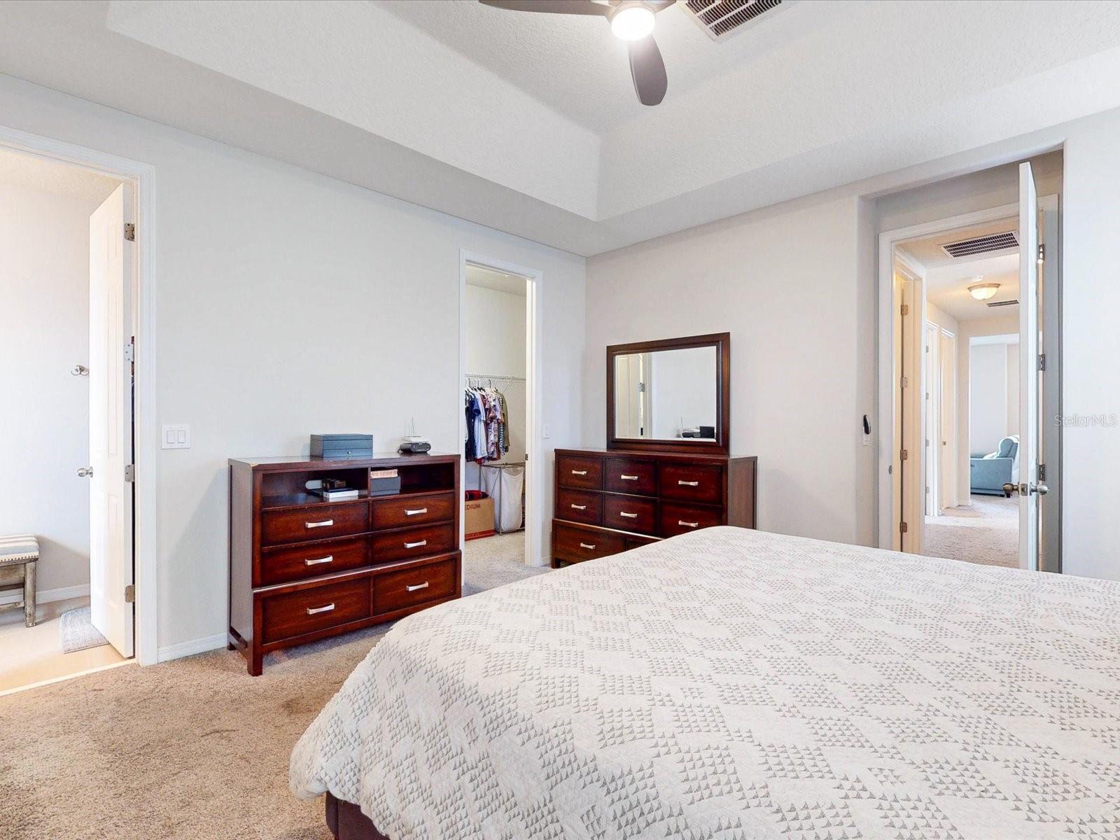 Image 28 of 41 For 2621 Palisade Boulevard