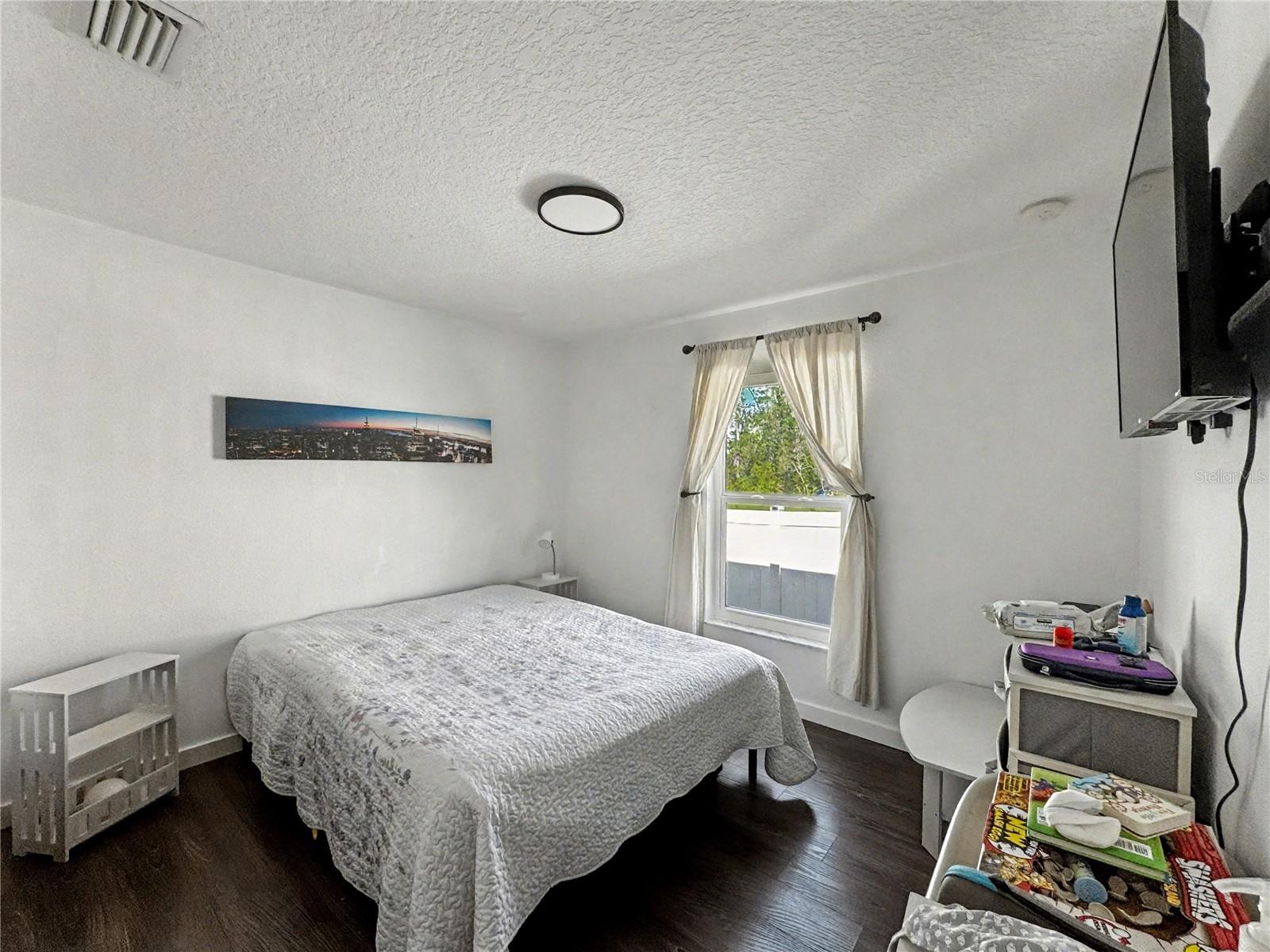 Image 11 of 13 For 1380 9th Avenue