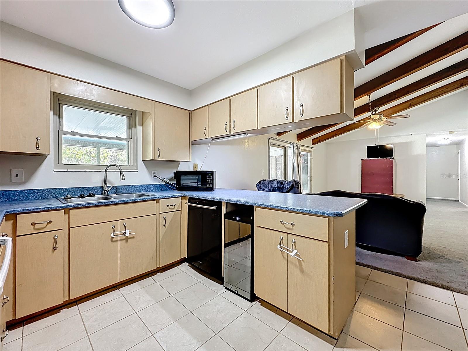 Image 11 of 51 For 2626 Nw 68th Ave, Gainesville, Fl 3