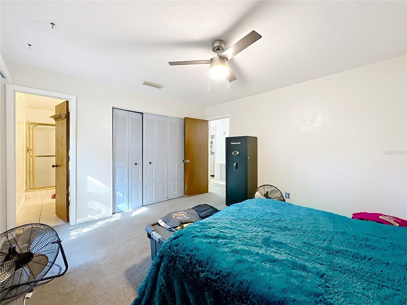 Image 19 of 51 For 2626 Nw 68th Ave, Gainesville, Fl 3