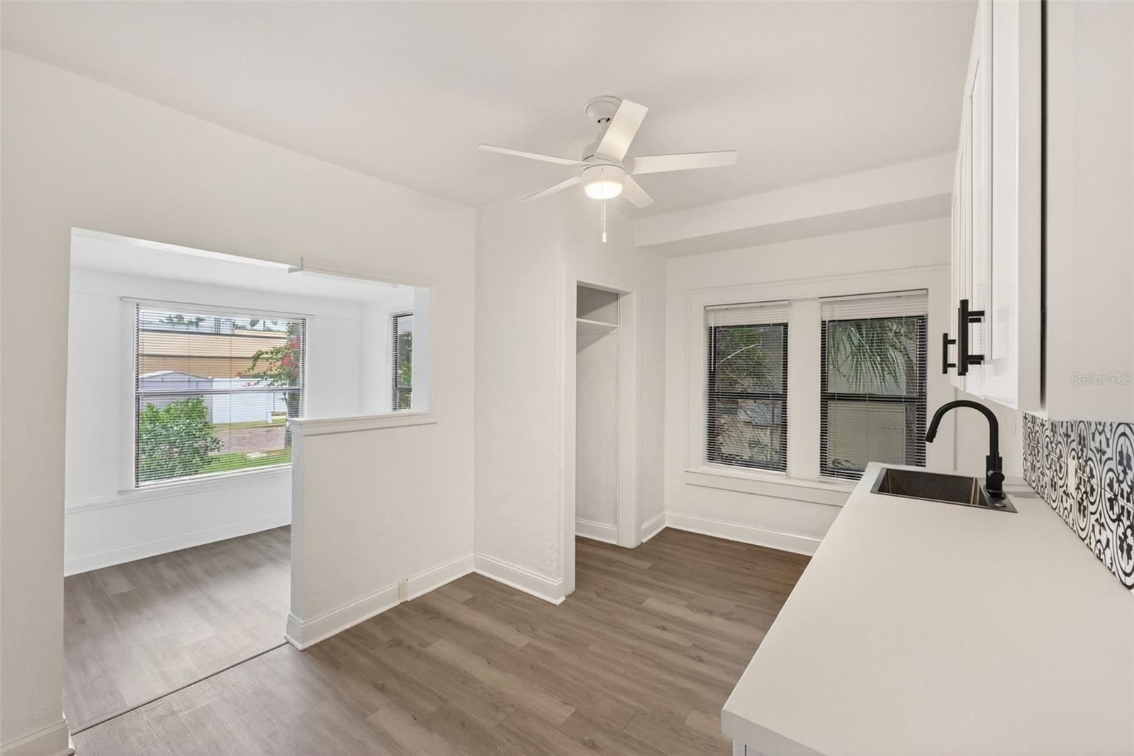 Image 18 of 97 For 96 & 98 Esther Street