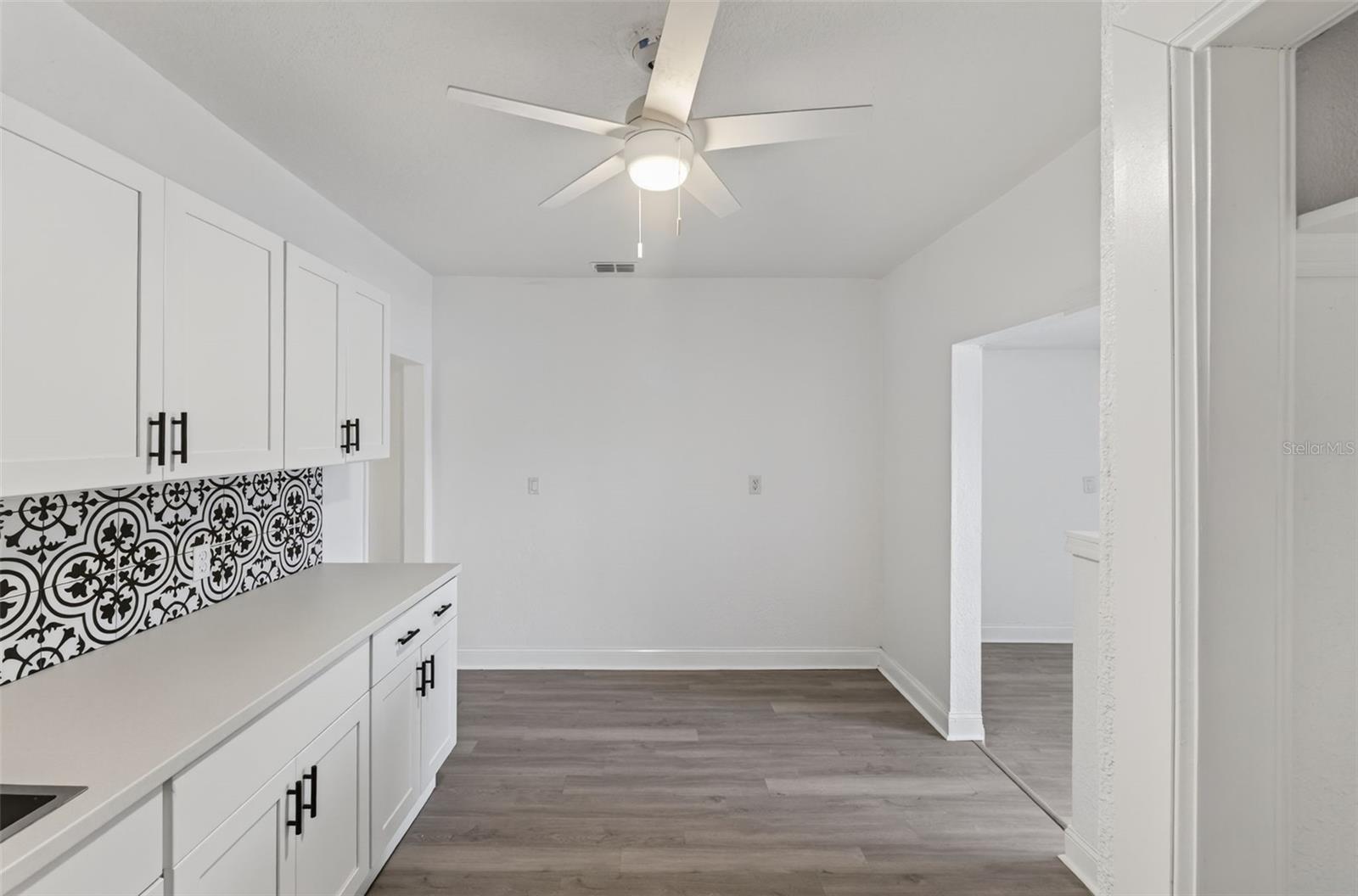 Image 22 of 97 For 96 & 98 Esther Street