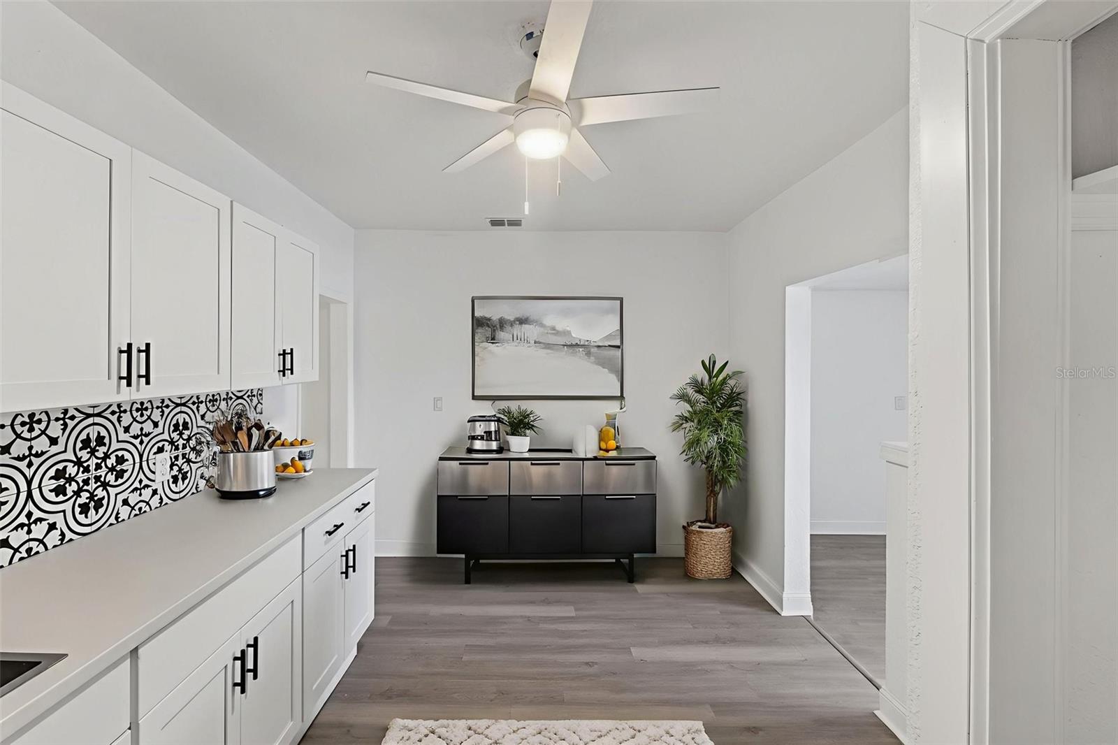 Image 23 of 97 For 96 & 98 Esther Street