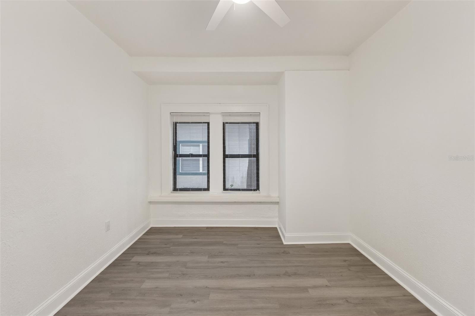 Image 26 of 97 For 96 & 98 Esther Street