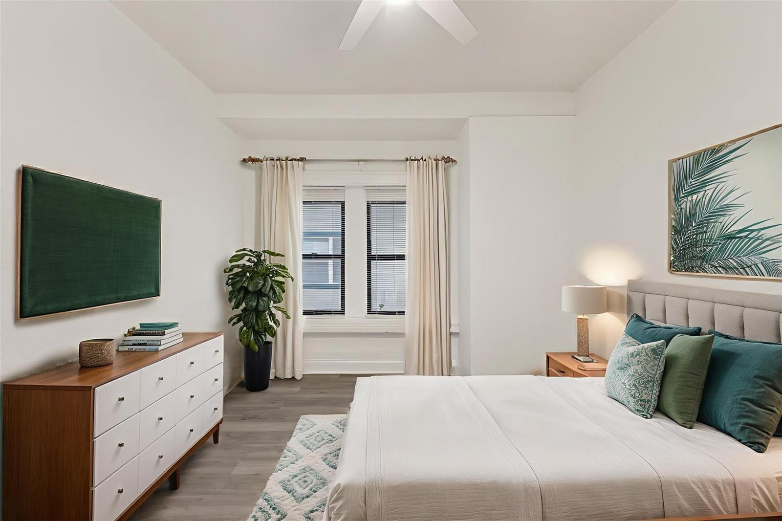 Image 27 of 97 For 96 & 98 Esther Street