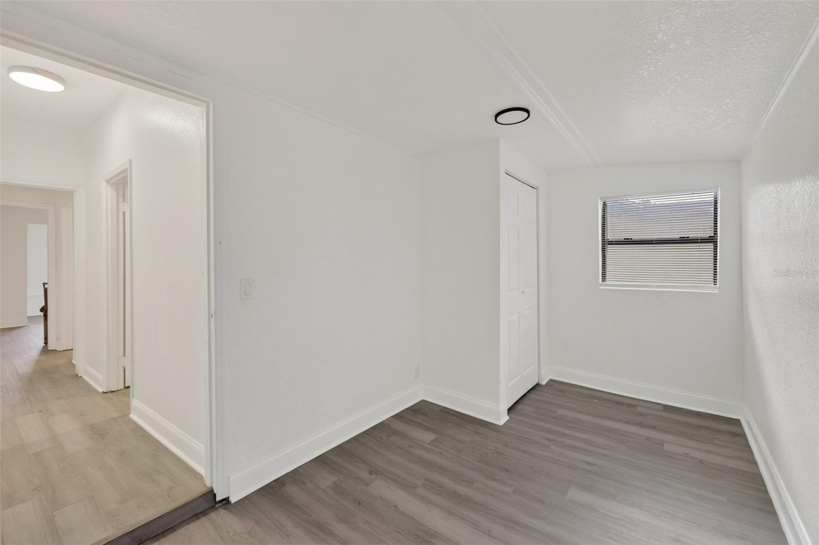 Image 32 of 97 For 96 & 98 Esther Street