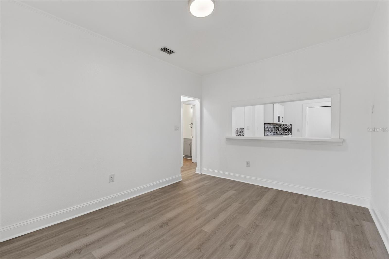 Image 58 of 97 For 96 & 98 Esther Street