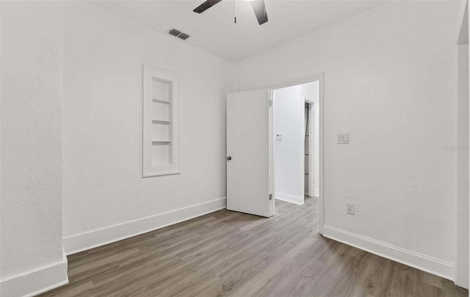 Image 77 of 97 For 96 & 98 Esther Street