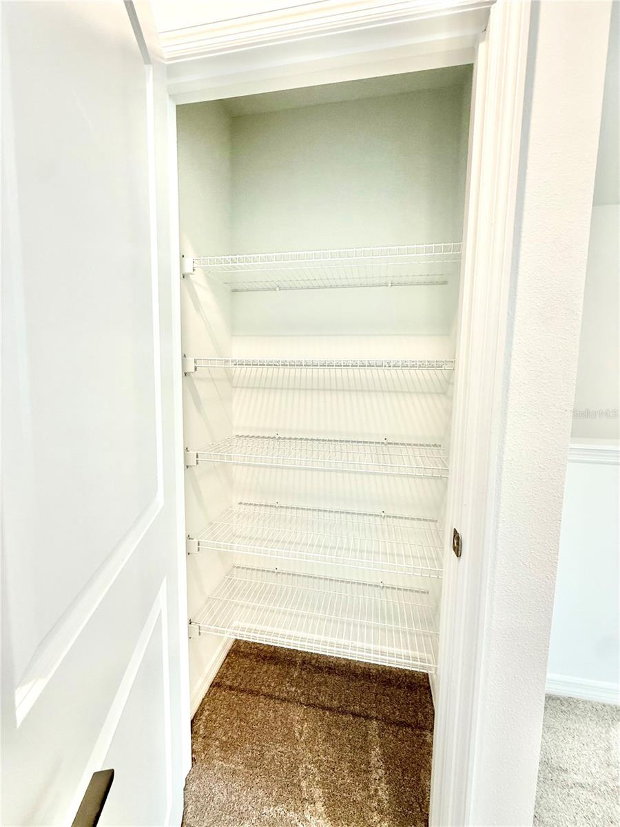 Image 24 of 31 For 212 River Front Way