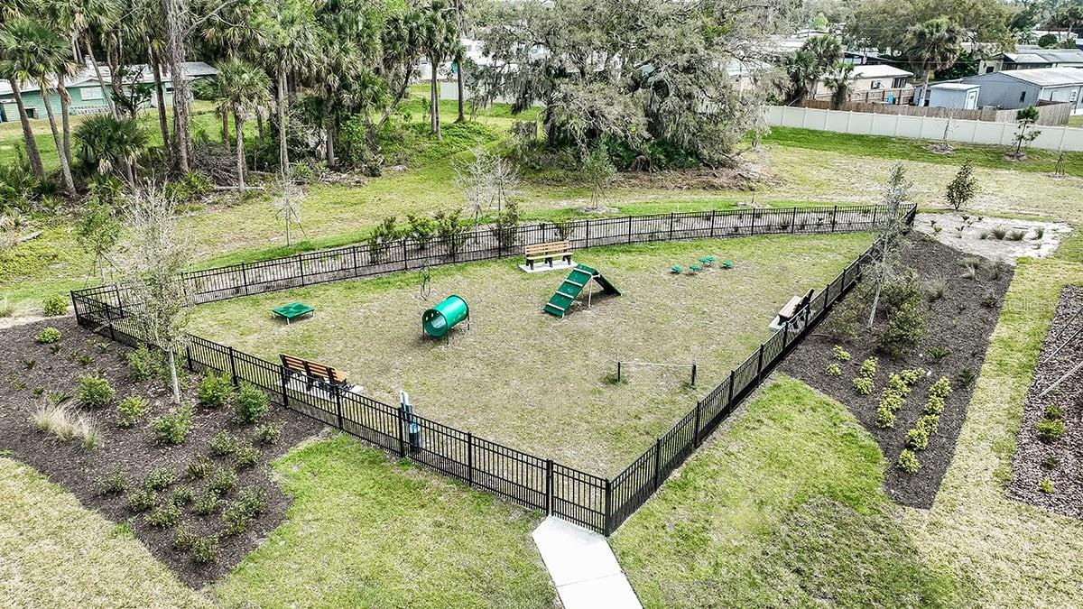 Image 31 of 31 For 212 River Front Way