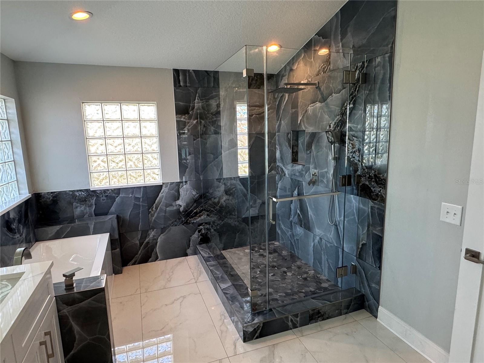 Image 10 of 12 For 11850 7th Street E