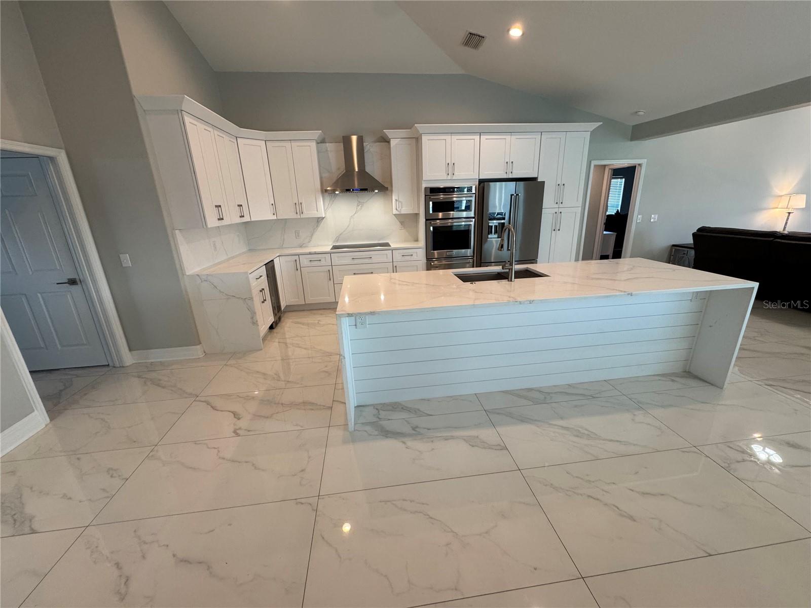 Image 5 of 12 For 11850 7th Street E