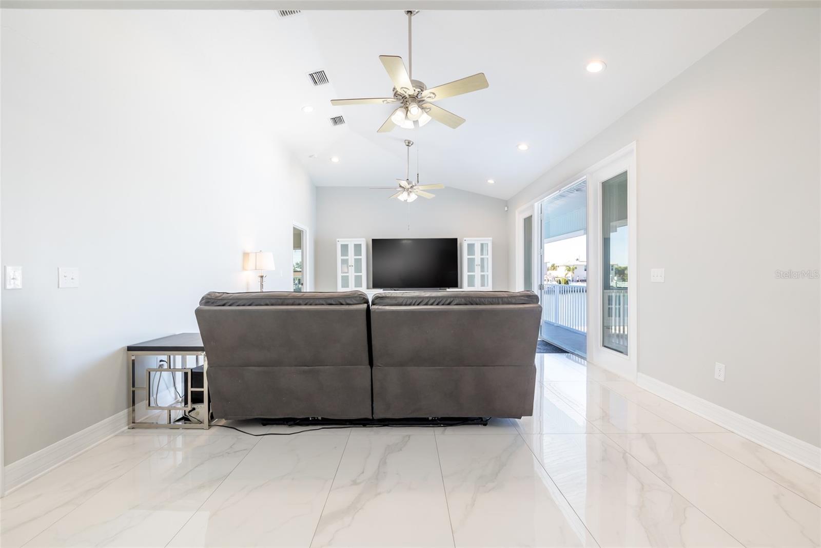 Image 52 of 80 For 11850 7th Street E