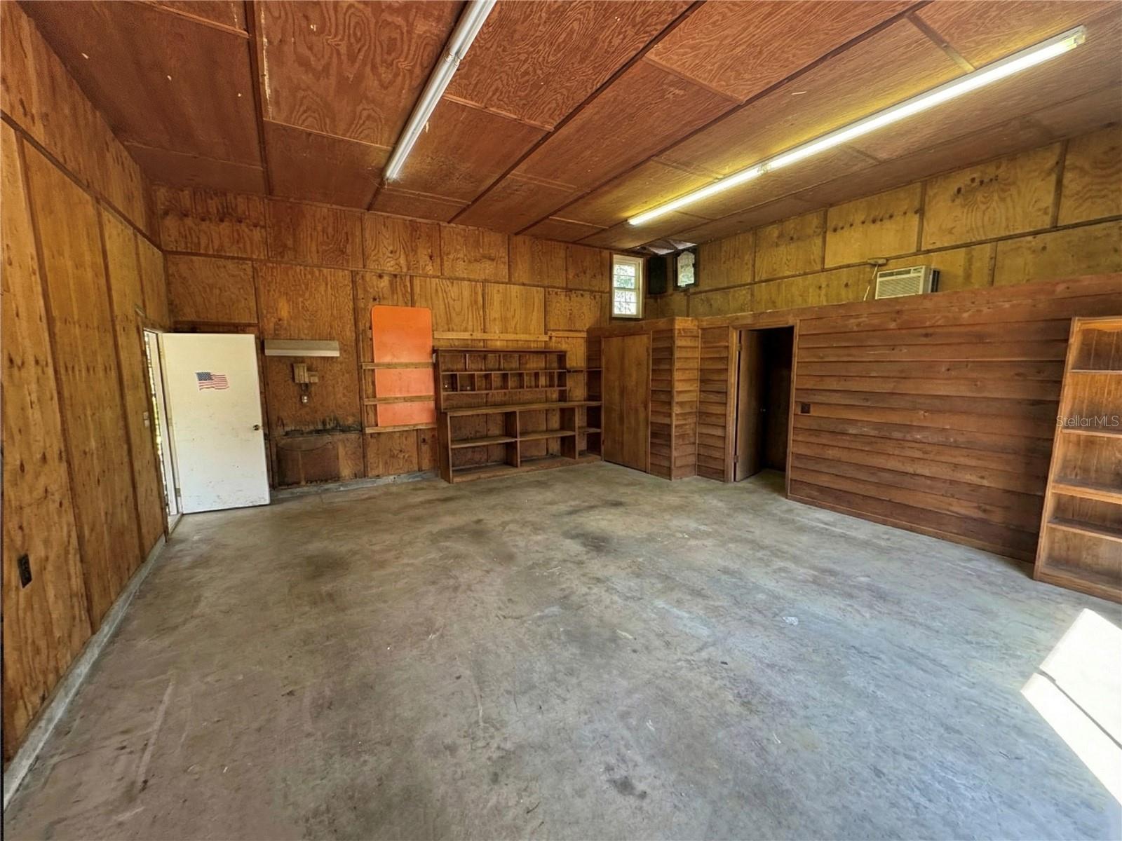 Image 10 of 26 For 5237 Moore Street