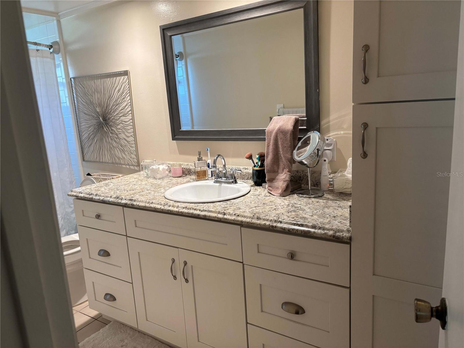 Image 7 of 9 For 2944 Ashwood Court