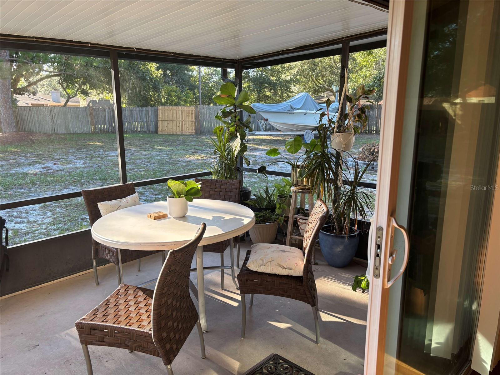 Image 8 of 9 For 2944 Ashwood Court