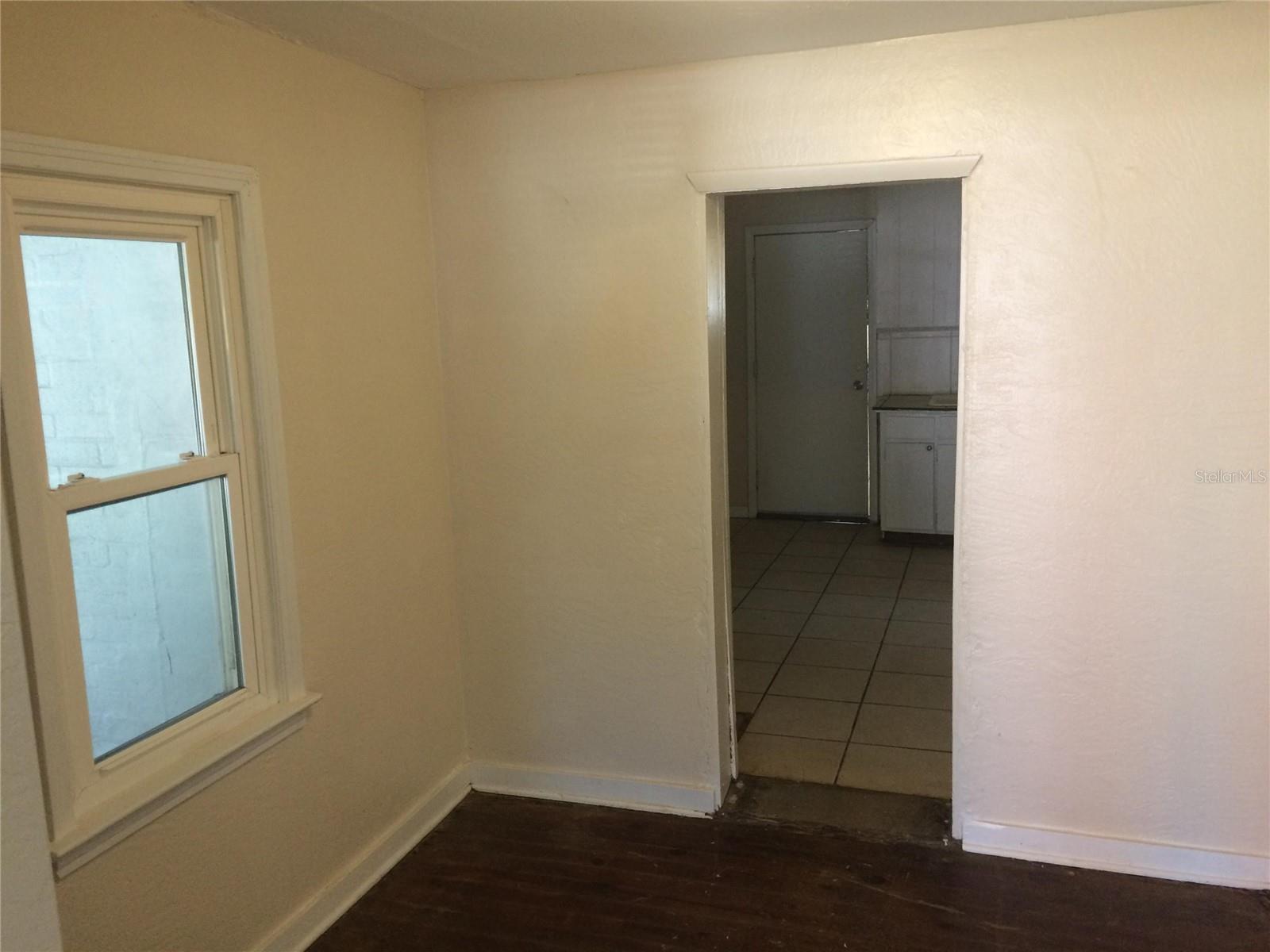 Image 5 of 8 For 935 Dr. Martin Luther King Jr. Boulevard