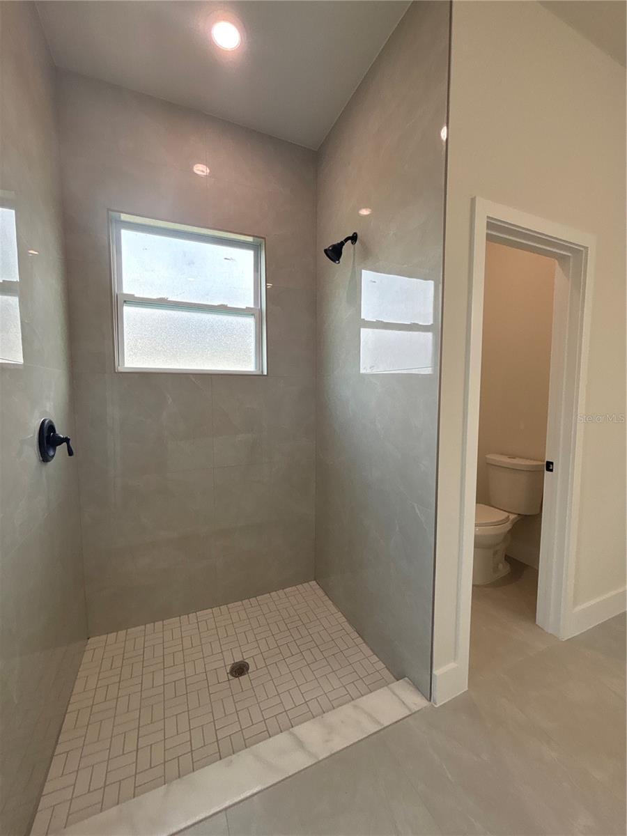 Image 5 of 8 For 4108 Heaton Terrace