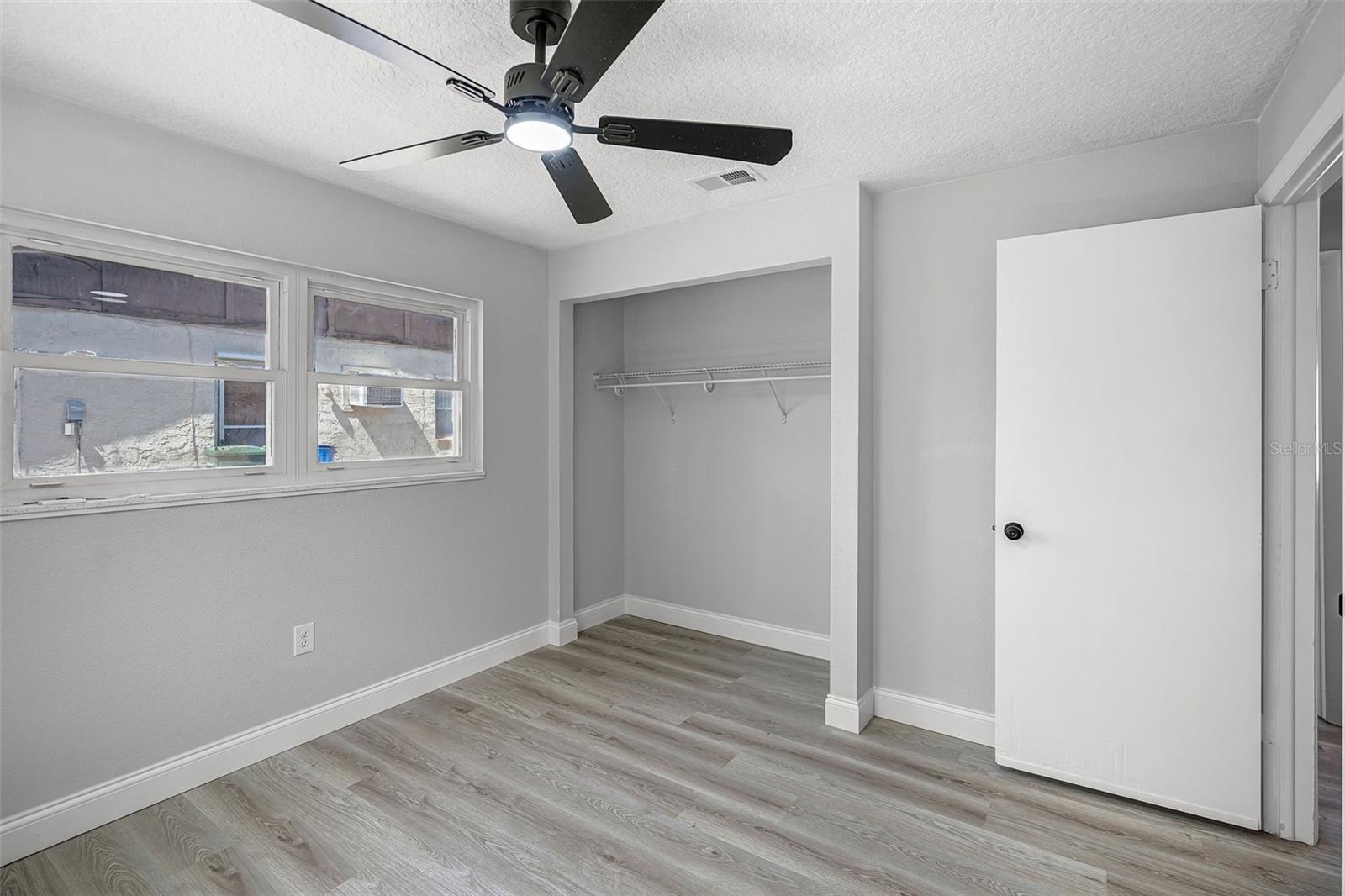 Image 13 of 21 For 2105 9th Street Ne