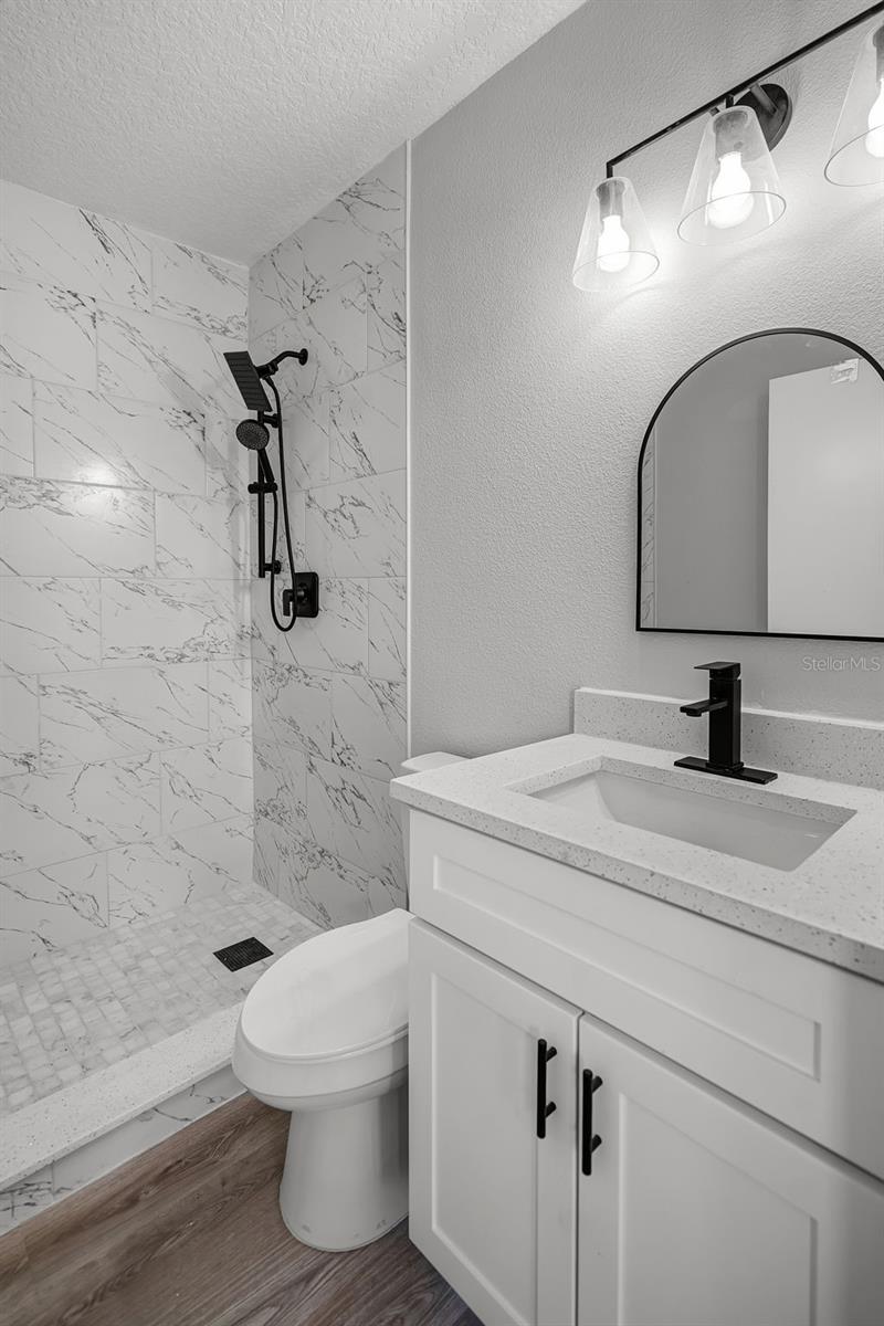 Image 19 of 21 For 2105 9th Street Ne