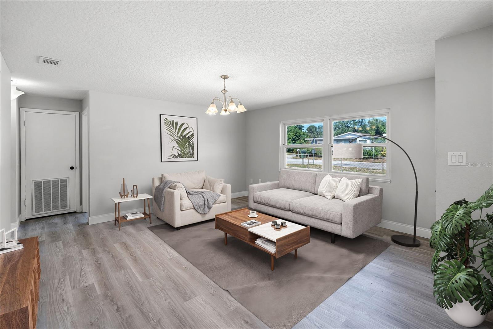 Image 6 of 21 For 2105 9th Street Ne