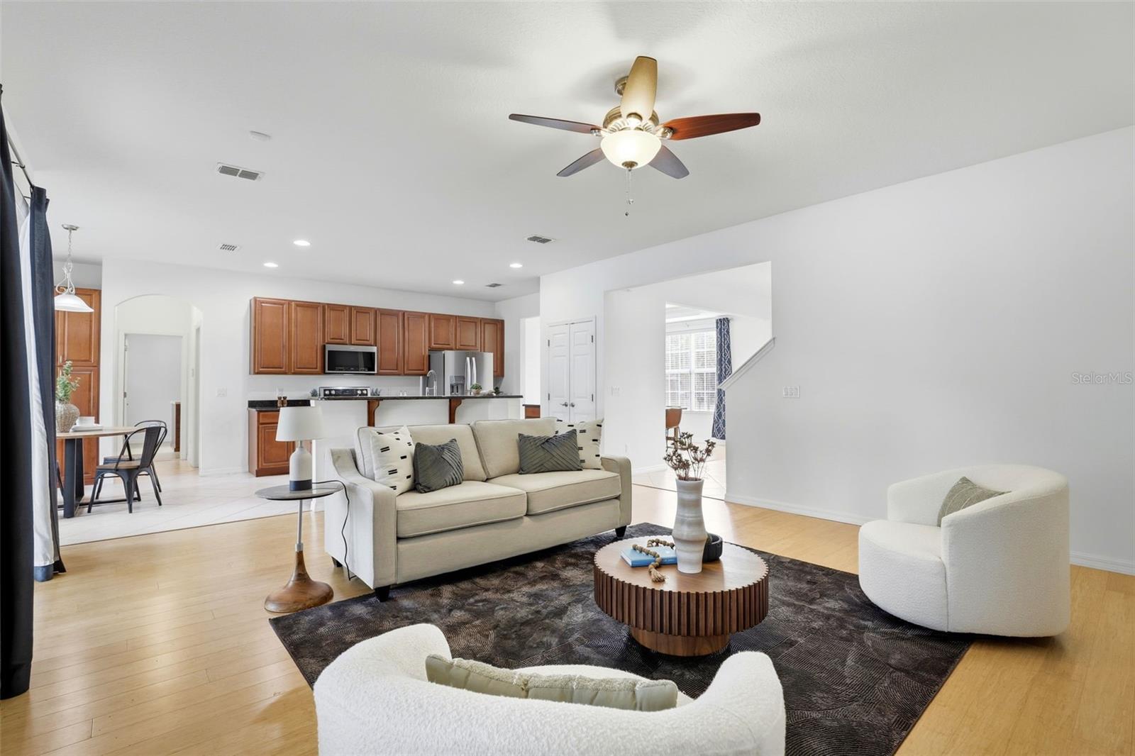 Image 10 of 40 For 339 Old Alemany Place