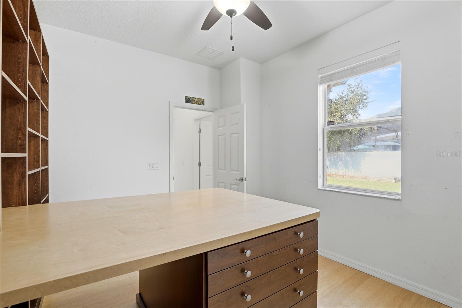 Image 19 of 40 For 339 Old Alemany Place