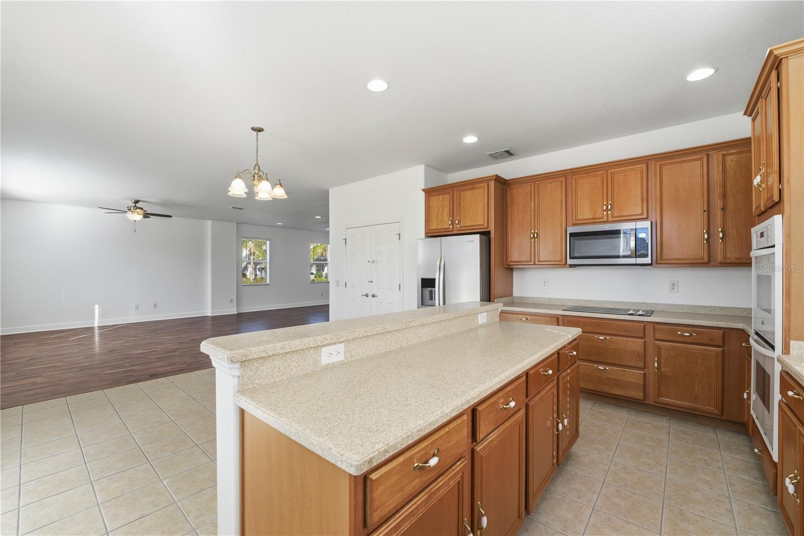 Image 19 of 42 For 502 First Cape Coral Drive