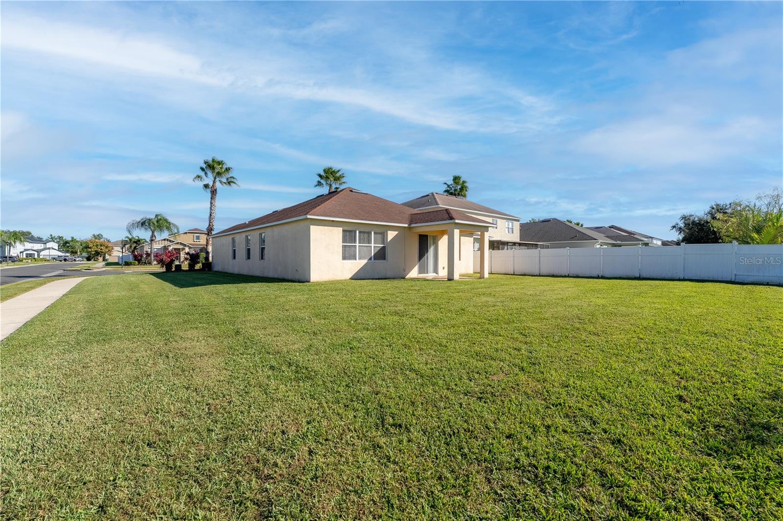 Image 34 of 42 For 502 First Cape Coral Drive