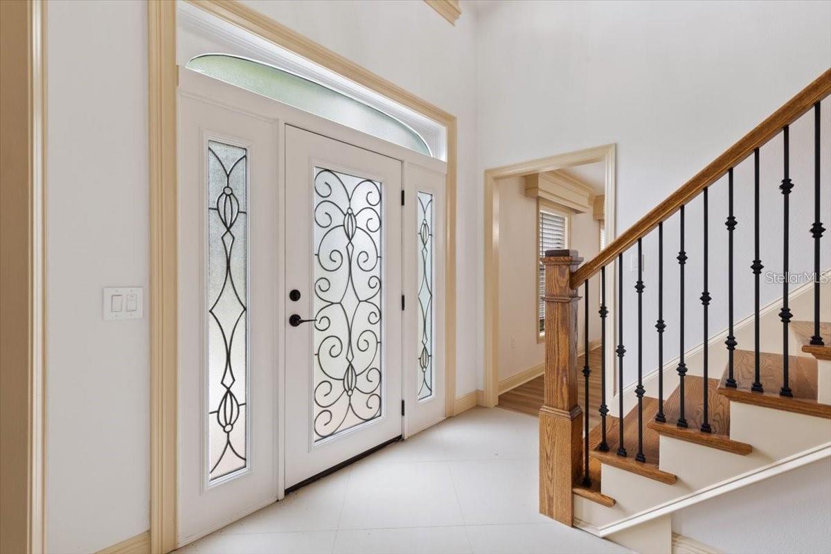 Image 11 of 28 For 1001 Edgemont Place