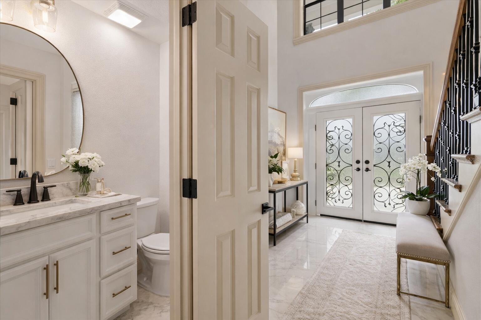 Listing photo id 40 for 1001 Edgemont Place