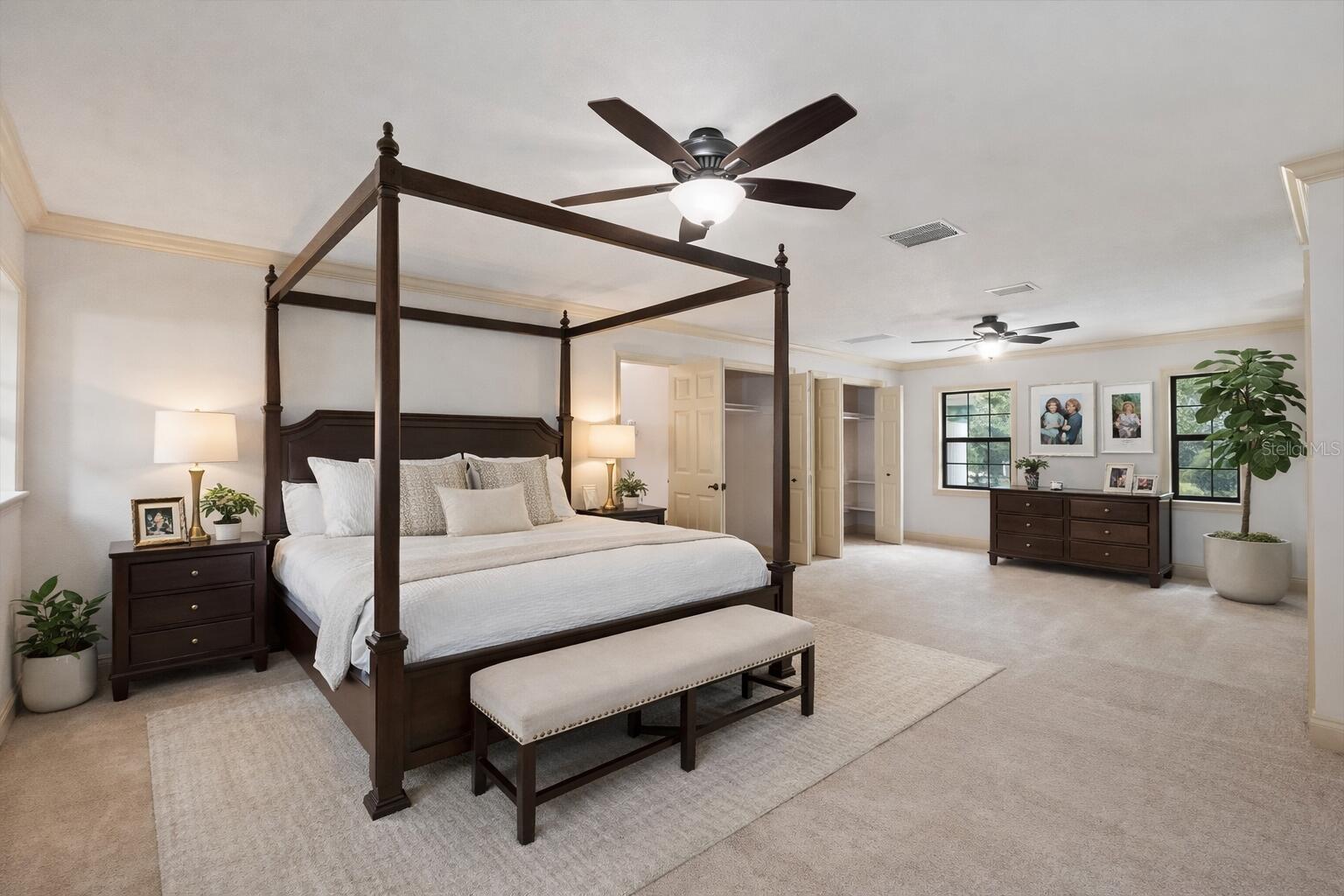 Listing photo id 44 for 1001 Edgemont Place