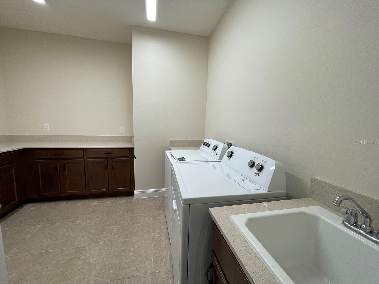 Image 7 of 22 For 3430 Sagebrush Street