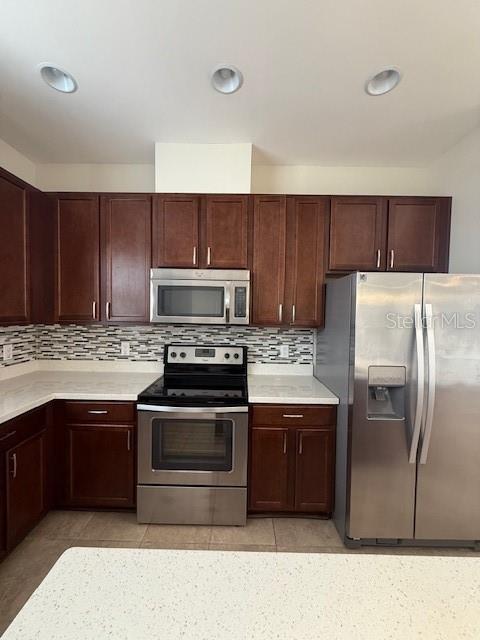 Image 5 of 22 For 7231 Shadeview Alley