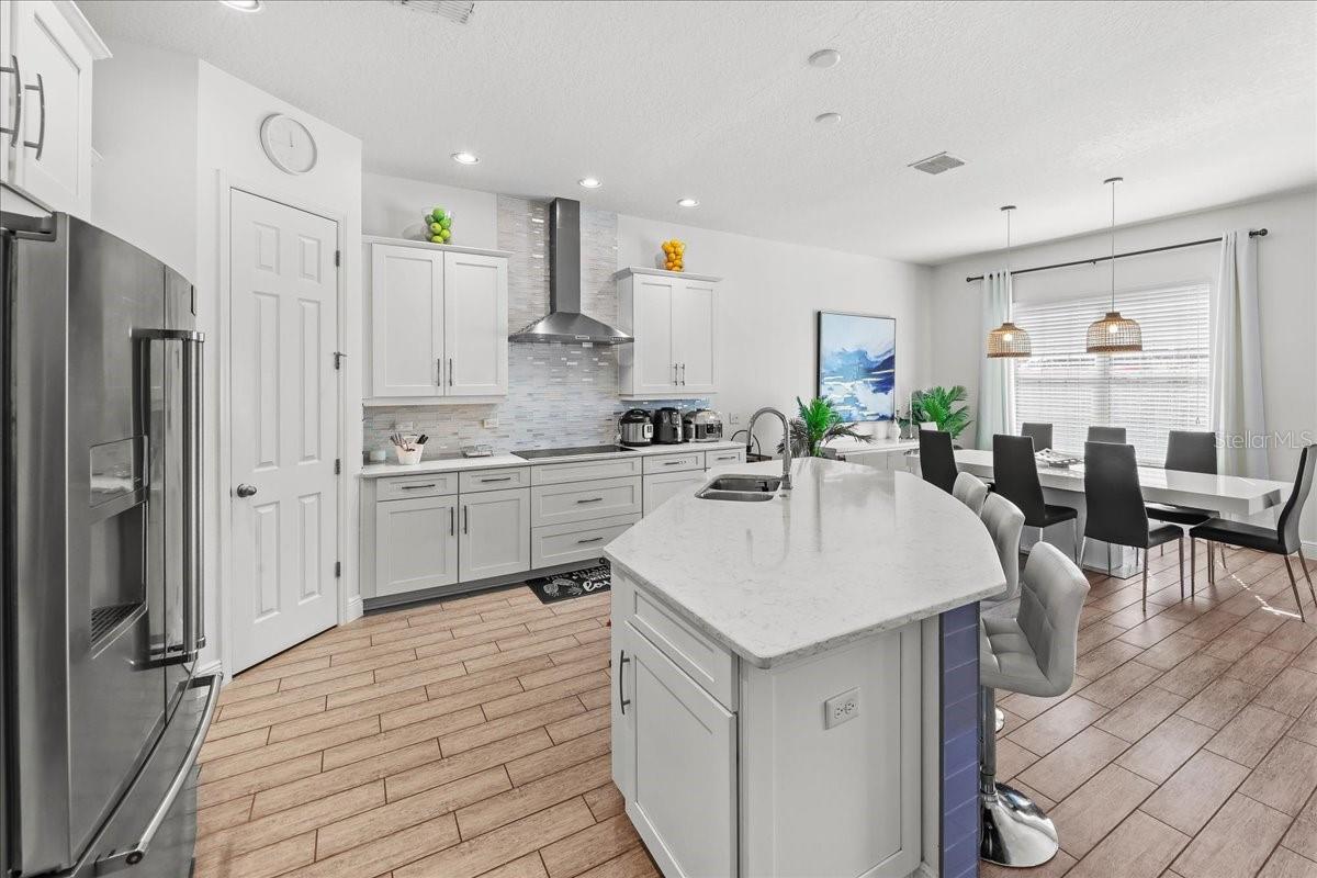 Image 7 of 56 For 8746 Crescendo Avenue