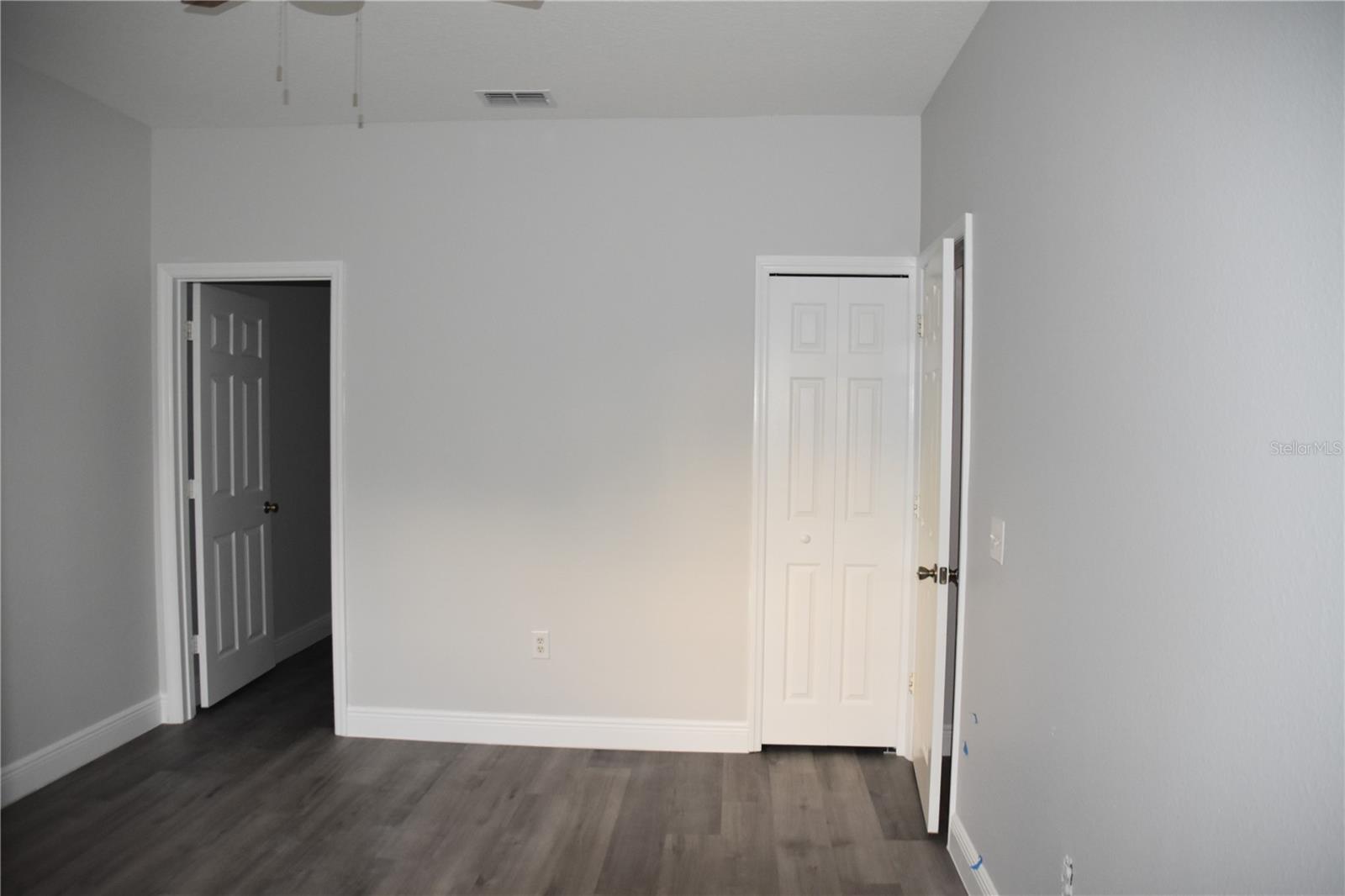 Image 19 of 47 For 316 Southern Pecan Circle 205