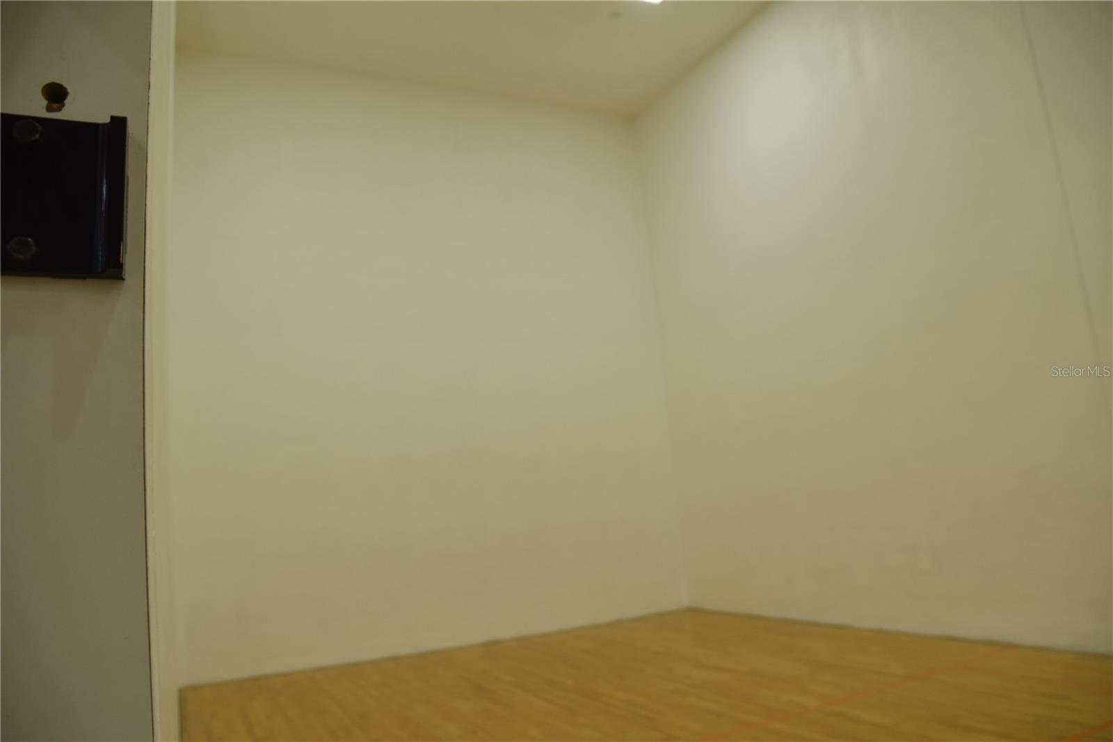 Image 36 of 47 For 316 Southern Pecan Circle 205